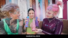 TATTOOED LESBIANS, GAPING ANAL 3-WAY - Anuskatzz, Morea Black, Kellie Panther Thumb