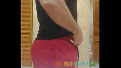 NOVINHO SE EXITOU NO BANHEIRO DO SHOPPING E COMEU O BUND&Atilde_O DO MR. DI&Aacute_RIO DE BANHEIR&At Thumb