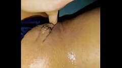 Amateur caliente folla su estrecho co&ntilde_o con sus dedos Thumb
