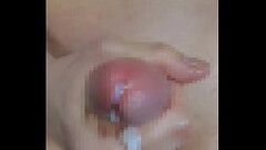 【縦型動画】ドM巨根イケメン男子がローションを使ったオナニー。可愛い喘ぎ声を出して最後は気持ちよく大量射精!! Thumb